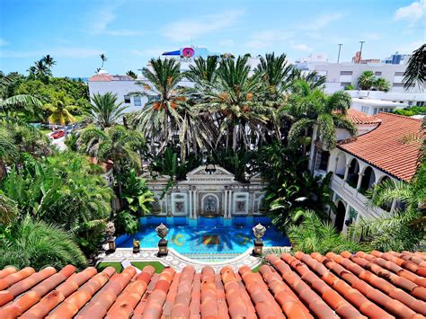 versace mansion miami beach.